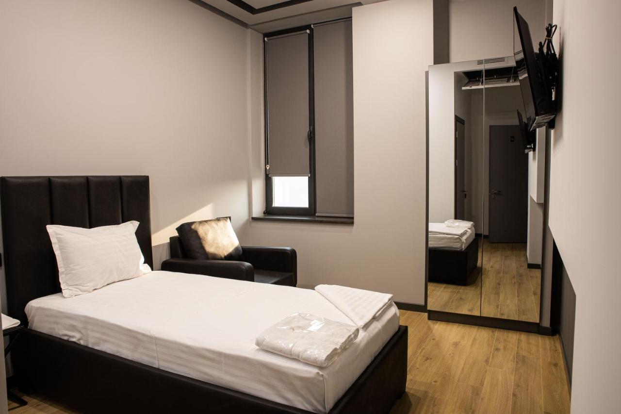 Hotel Elion Jerevan Exteriör bild
